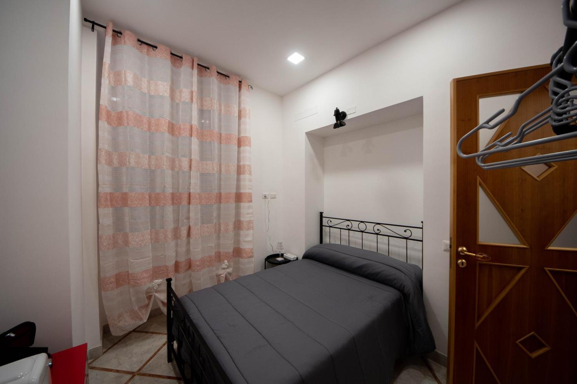 Buona Napoli Apartment Bagian luar foto