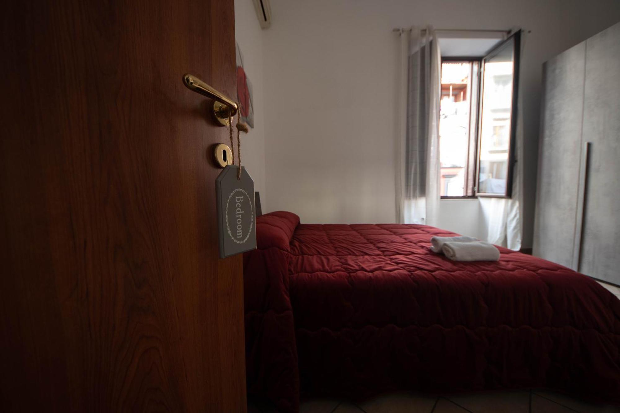 Buona Napoli Apartment Bagian luar foto